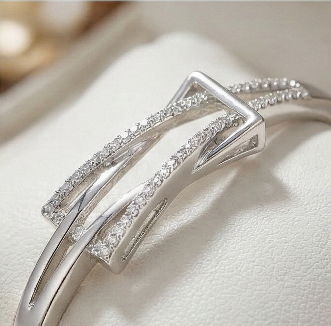Modern Triangle Design Silver Bracelet