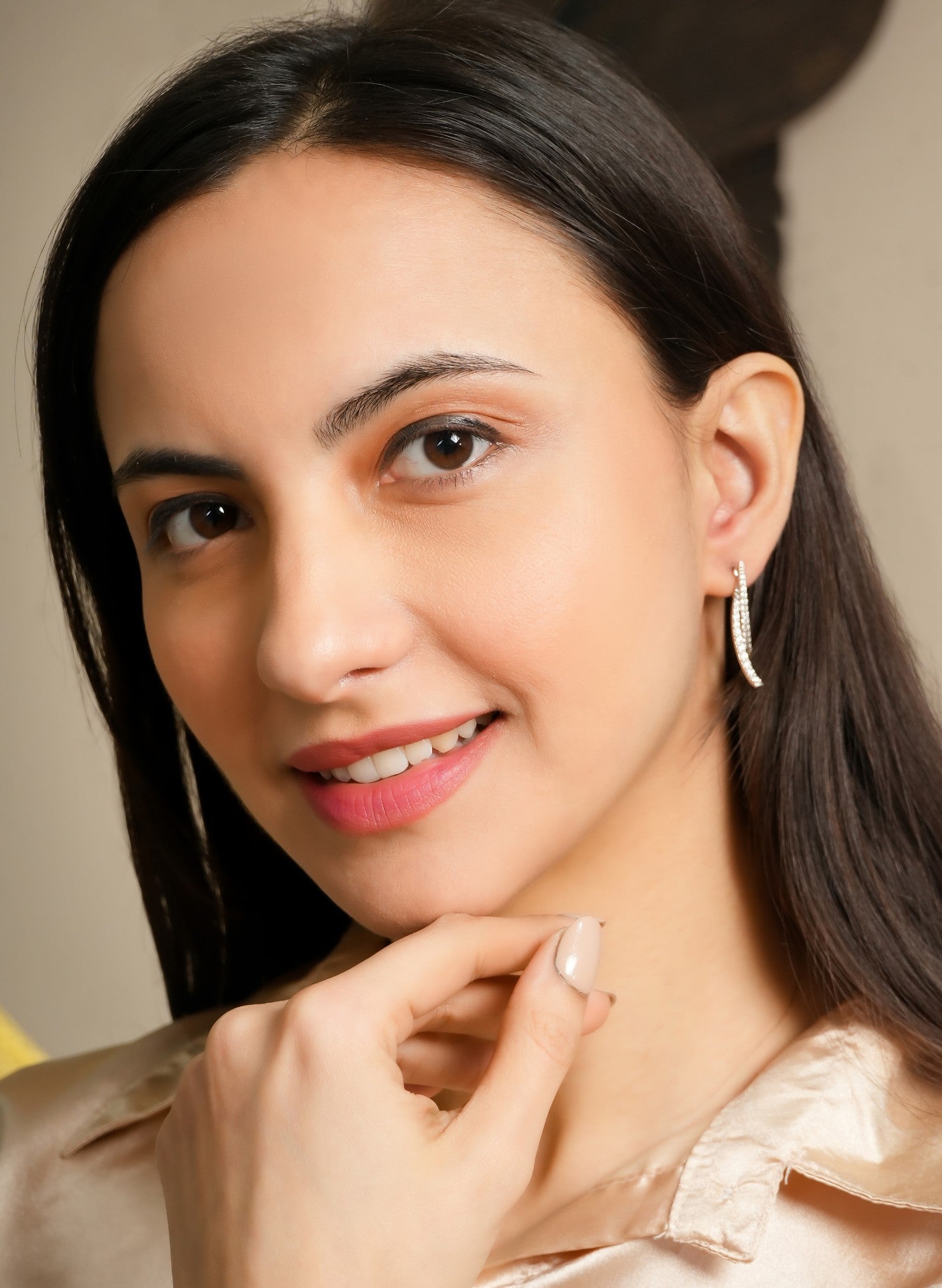 Celeste Curve Diamond Earrings